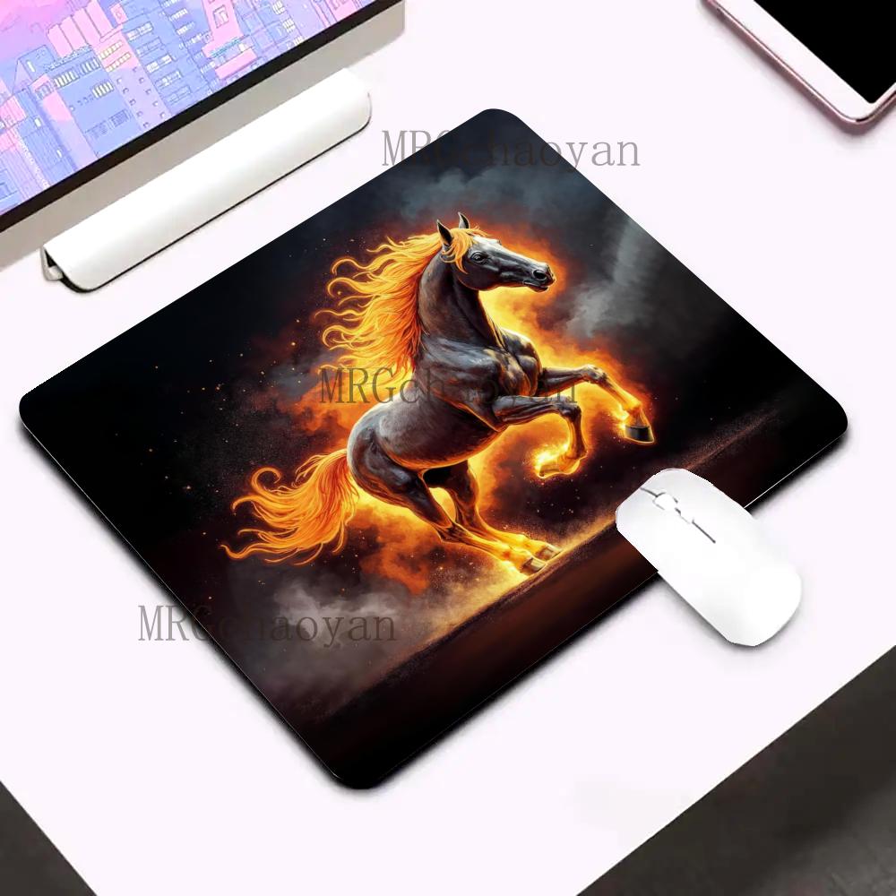 Gaming Accessories For Gaming Desk - لوحة ماوس بنمط حصان النار، مطاطية